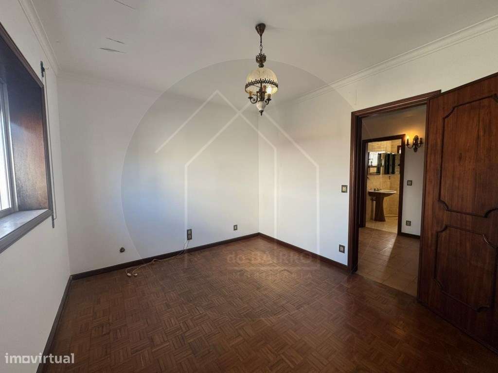 Apartamento T3 com 150m², Varanda e Excelente Exposição Solar - Oli...-9