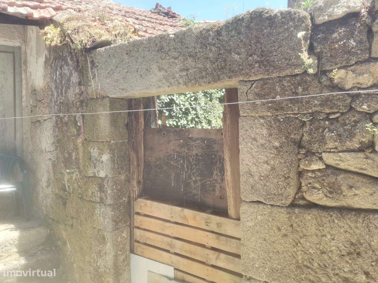 Casa para recuperar em Barqueiros, Mesão Frio-8