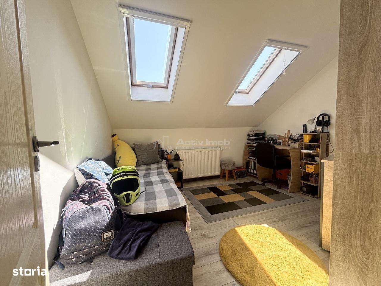 Refugiu urban cu personalitate – Casa cu mansarda si crama amenajata --4