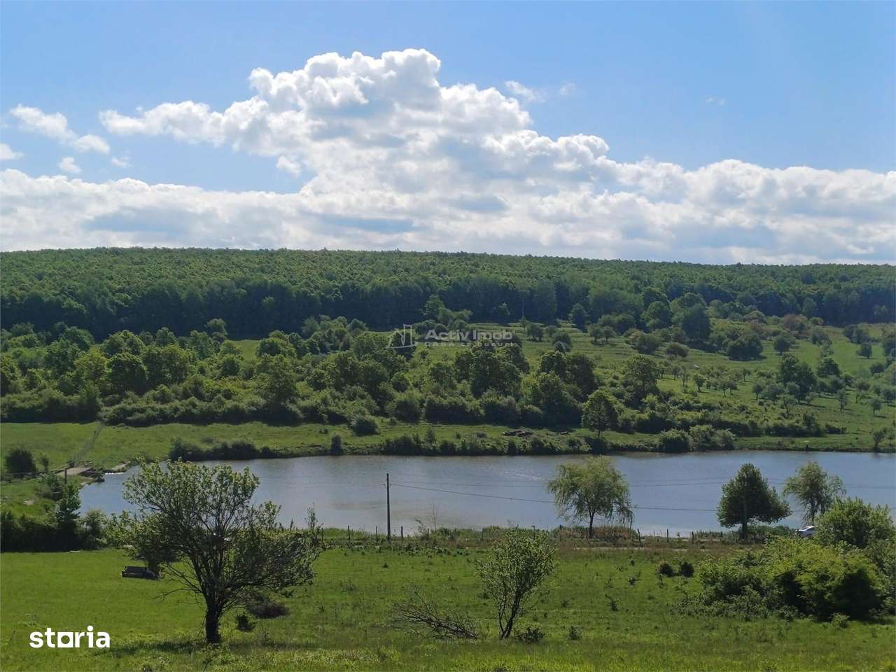 Loturi de teren de vanzare la Tocile cu vedere la lac - Imagine principală: 2/7