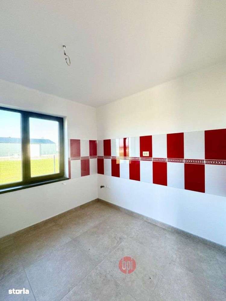 SE VINDE CASA Noua, in Boroaia, intre Tg.Neamt si Falticeni - Imagine principală: 3/14