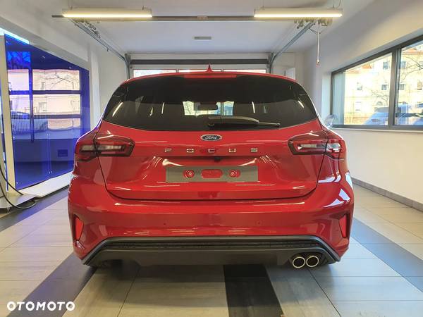 Ford Focus 1.0 EcoBoost mHEV ST-Line X - 12