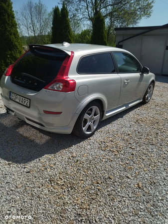 Volvo C30 D2 DRIVe R-Design - 19