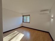 Apartamento T3 sem móveis em primeiro andar de moradia com terraço ... - Miniatura: 20/35