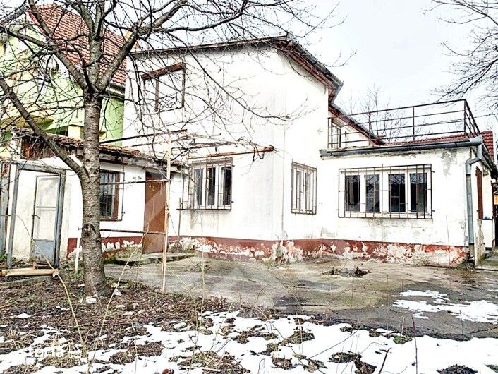 Casa parter si mansarda de vanzare, zona Garii, Oradea