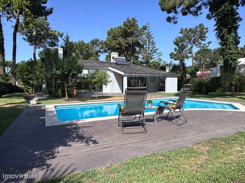 Moradia Isolada T4 Venda Almada-12