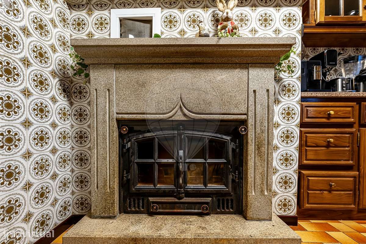 Moradia T5 para venda-8