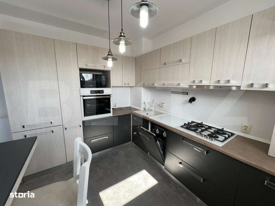 Priveliste exceptionala! Apartament 3 camere cu terasa, zona Consul - Imagine principală: 5/11