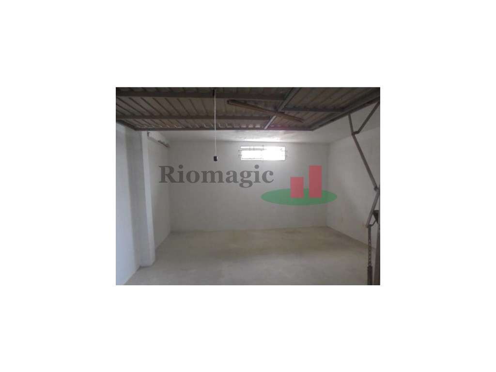 Garagem São Martinho do Porto***RIOMAGIC***-0