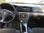 Toyota Corolla 2.0 D-4D Base - 8