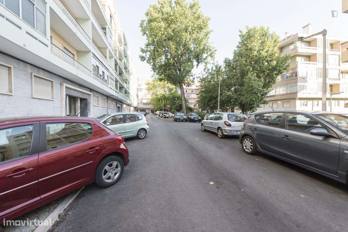 Quarto - localizado em Alvalade Lisbon - Grande imagem: 4/10