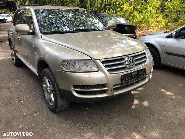 Dezmembrez Volkswagen Touareg 2.5 Diesel - 4