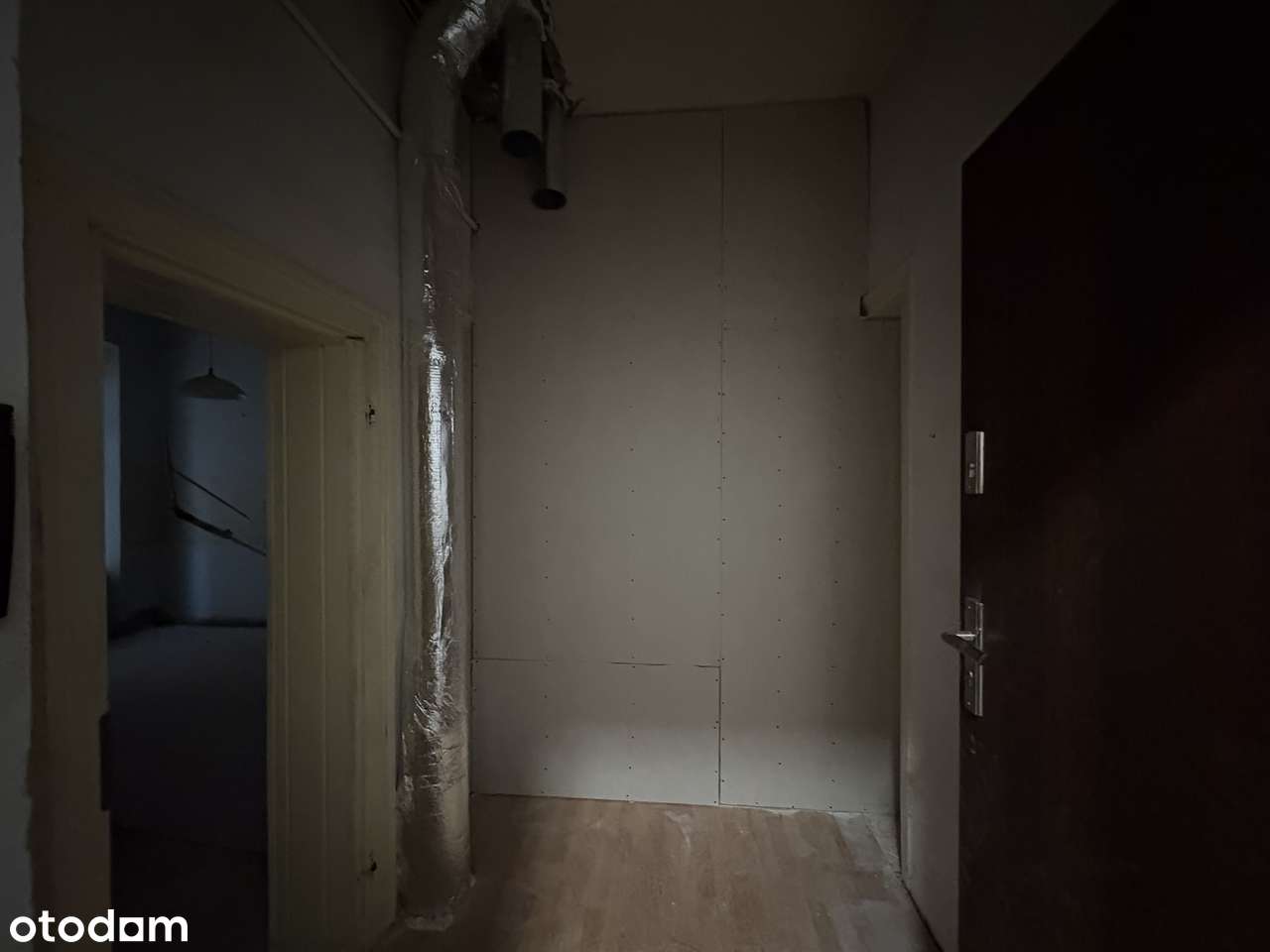 Kawalerka 22,5 m² na 1. Piętrze! Gotowe Instalacje | Żeromskiego 40-4