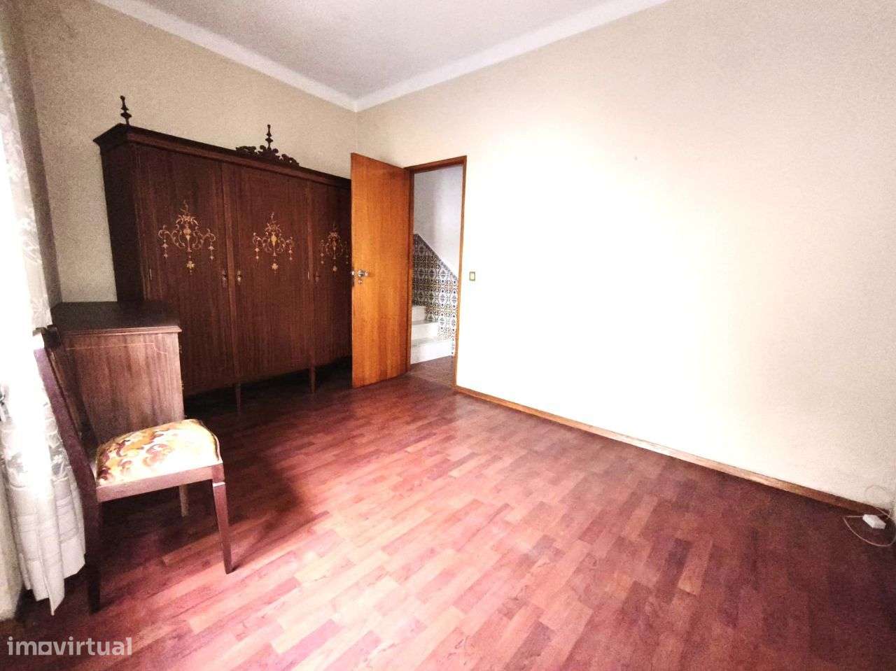 Moradia duplex em Valado dos Frades – excelente para investimento-21