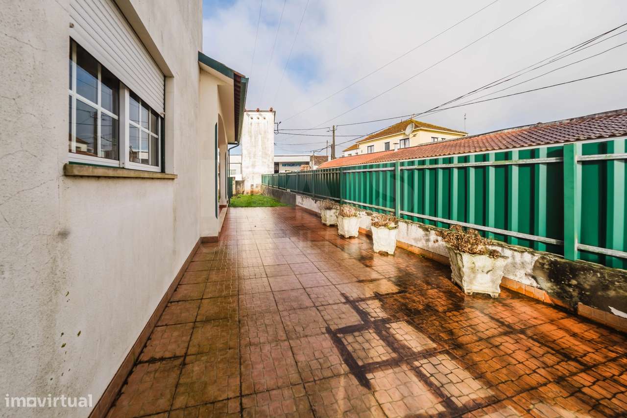 Moradia T3 com sótão e garagem - Grande imagem: 4/36