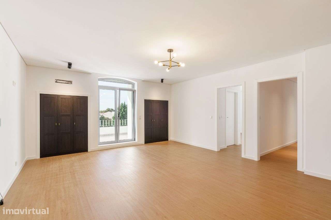Moradia T5 Remodelada - Condomínio da Fonte Seca-36