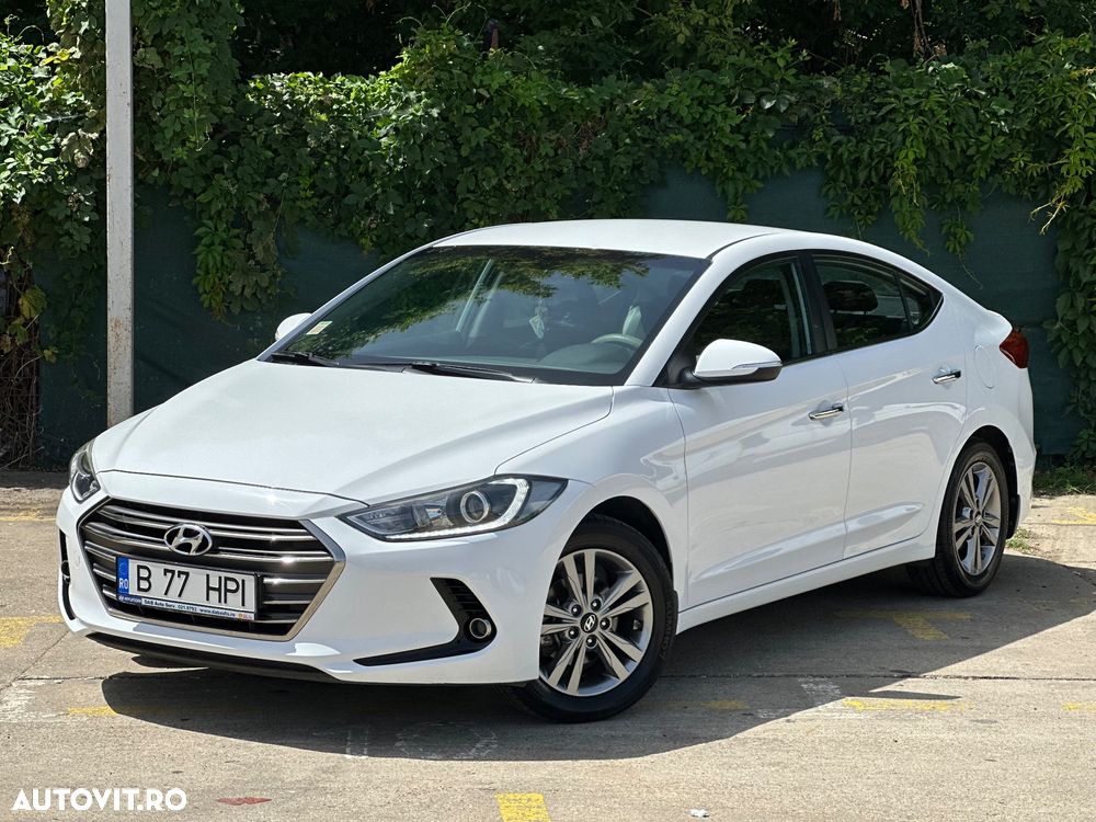 Second hand Hyundai Elantra - 11 900 EUR, 136 000 km - Autovit
