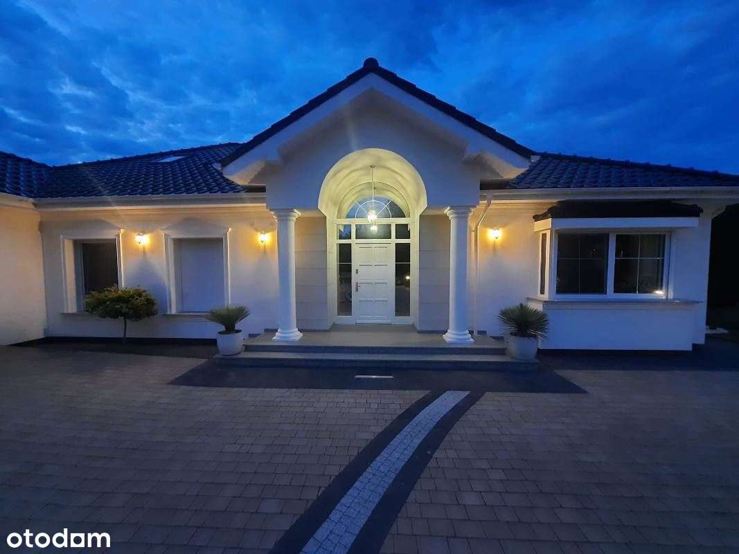 Nowoczesna rezydencja z własnym lasem -Lisiec Mały-4