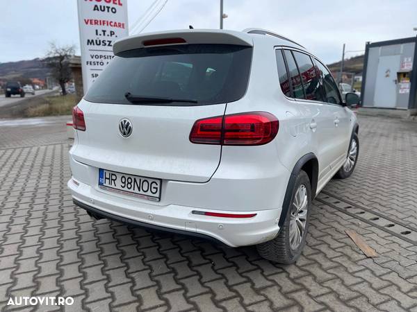 Volkswagen Tiguan - 4