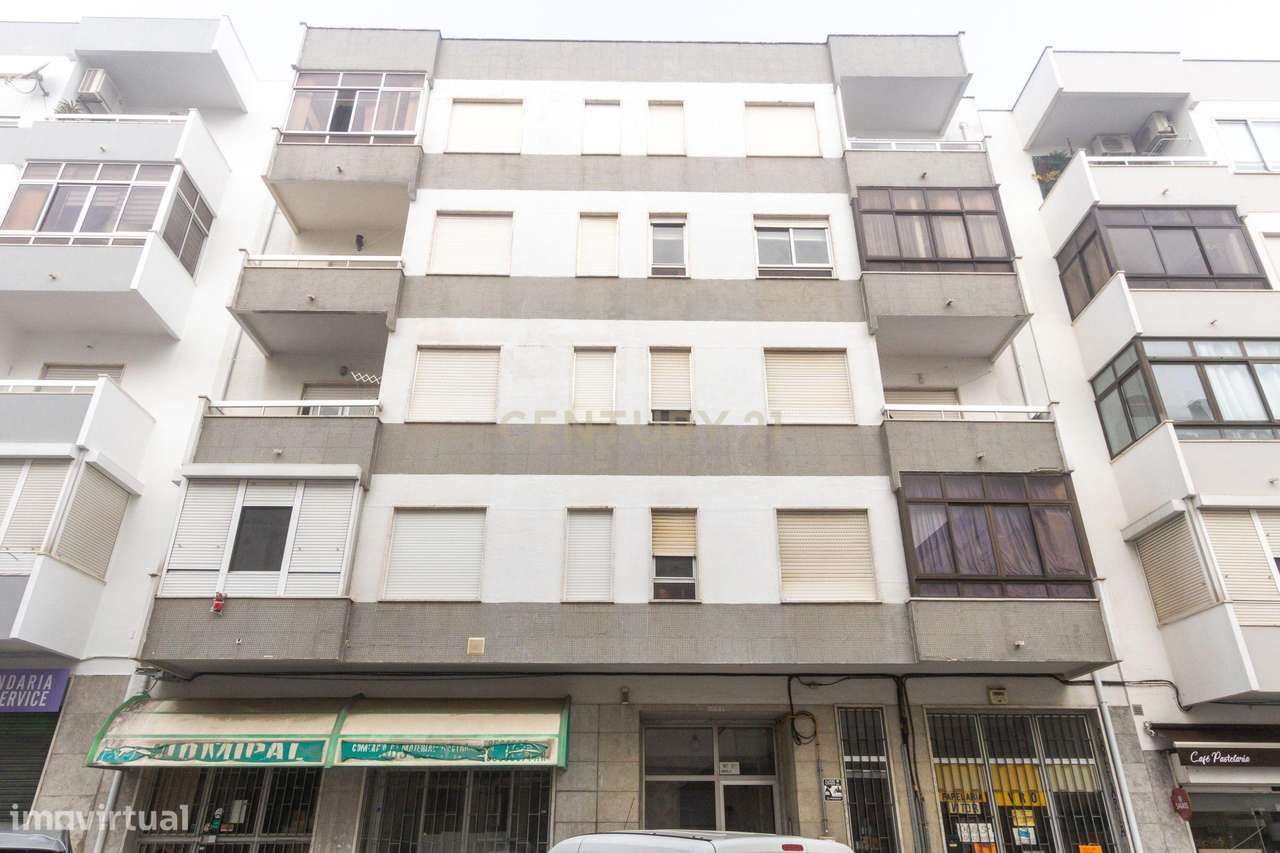 T2 em Bom Sucesso, Alverca-19