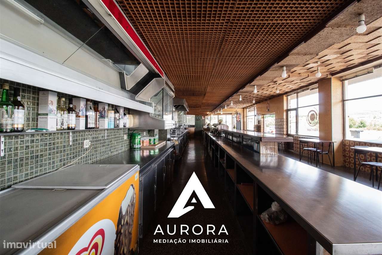 TRESPASSE Restaurante Equipado + Moradia + Terreno 2.000m² | 1.680m² d-16