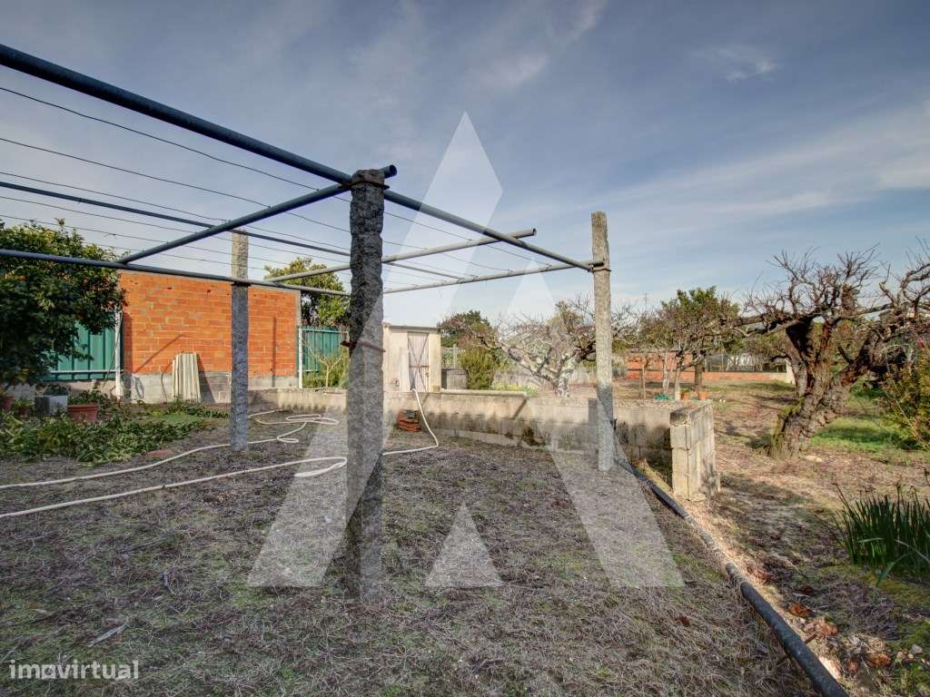 Moradia isolada em Oiã-43