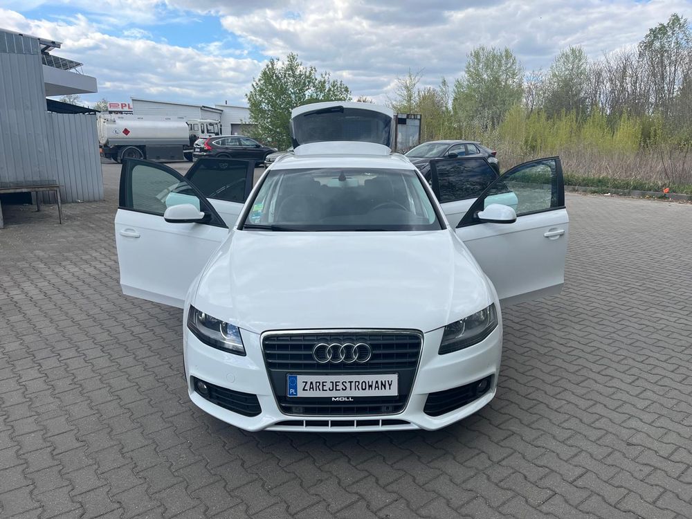 Audi A4 B8 2.0 TDI DPF Ambition 2010