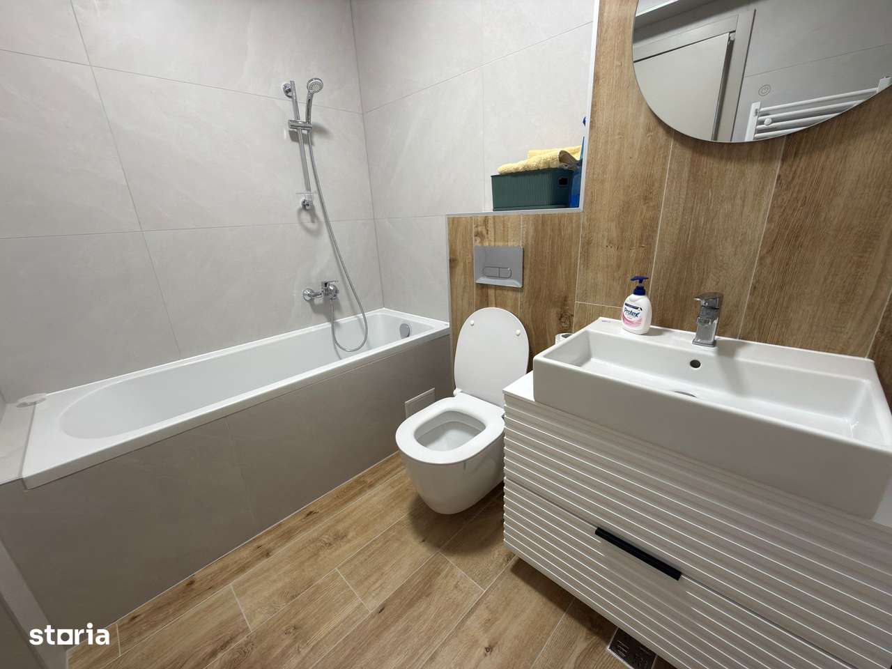 Oferta ! Apartament 3 Camere Decomandat- Zona Coresi-6