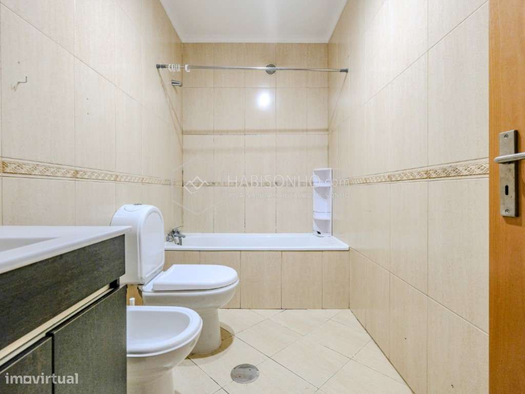 Apartamento T2 c/ Terraço | Baguim do Monte | Gondomar-17