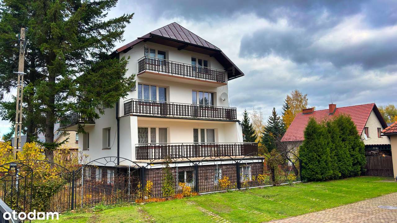 Dom w Polanicy-Zdroju, w dzielnicy Sokołówka.