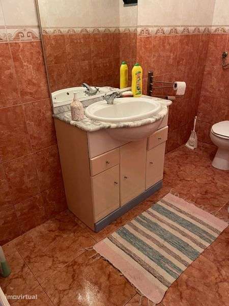 Moradia com quintal grande - Grande imagem: 4/8