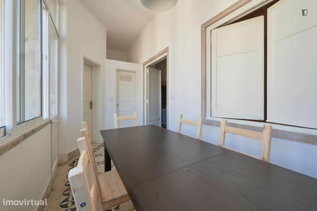 Quarto - localizado em Alameda Lisbon - Grande imagem: 3/10