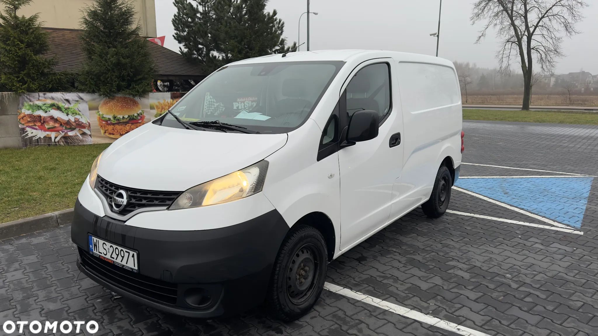 Nissan NV200 - 1