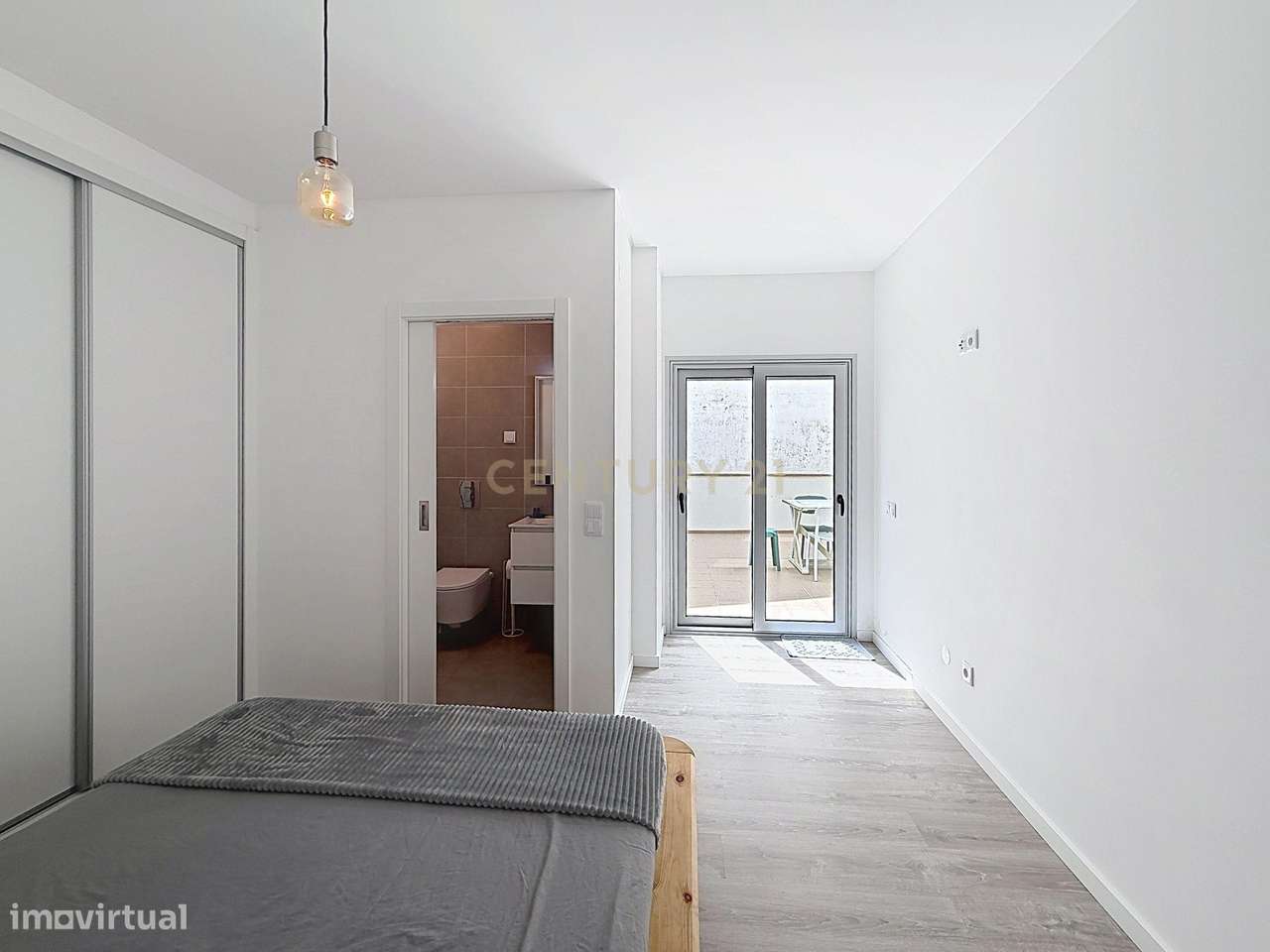 Apartamento T2 em Nazaré, Leiria - Oportunidade Única!-21