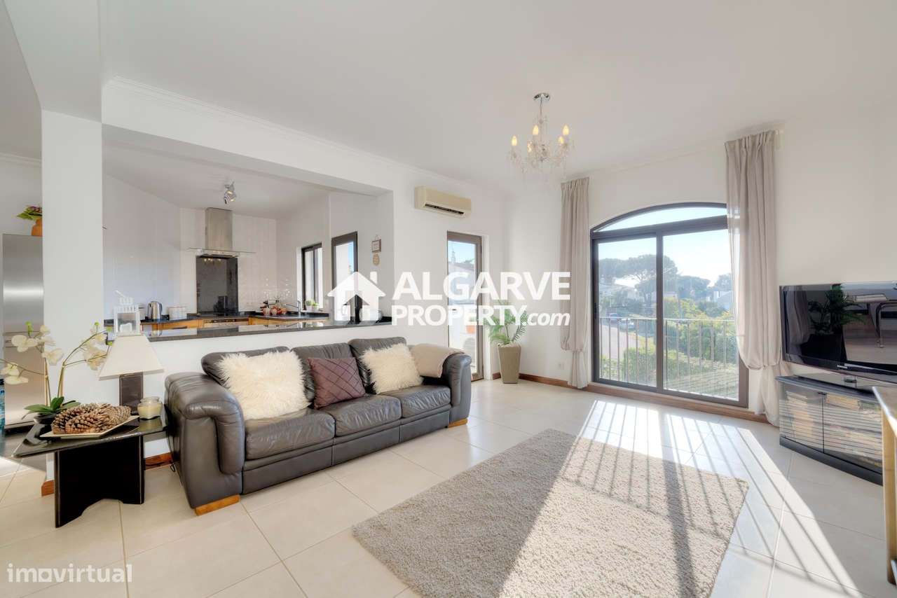Encantador Apartamento T2 em Vilamoura | Perto da Marina e Golfe - Grande imagem: 2/26