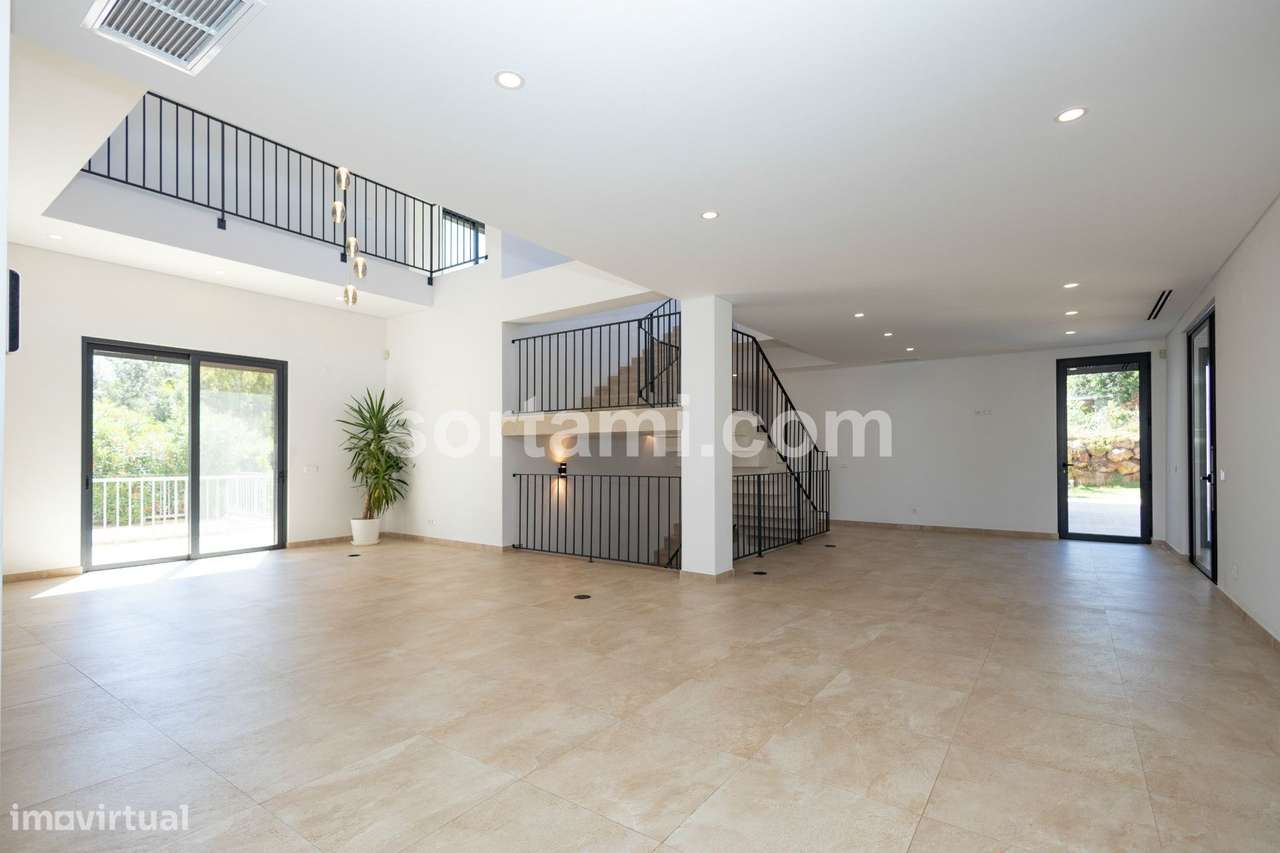 Moradia Isolada T3+1 Venda em Almancil,Loulé - Grande imagem: 3/60