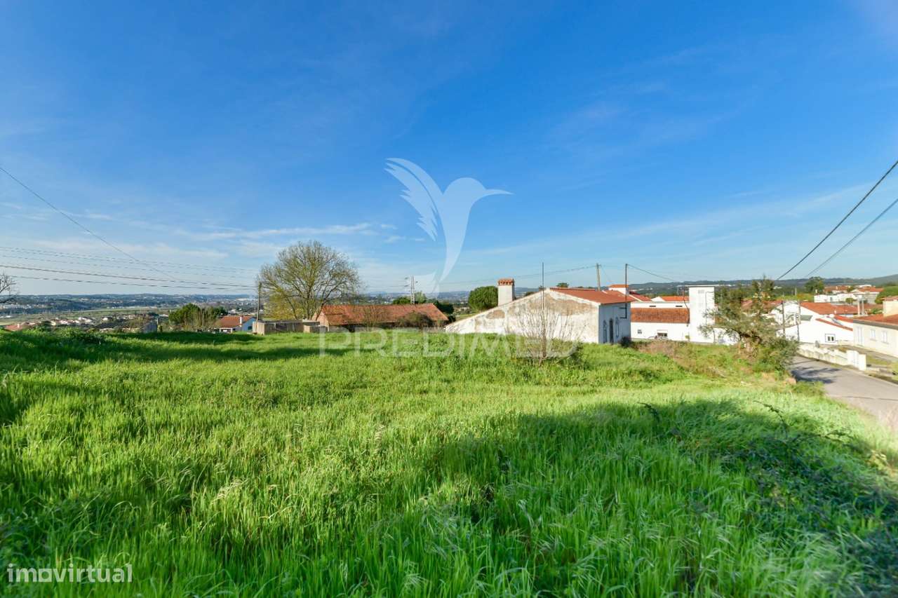 Terreno rústico de 6291m2 e 125m2 de área urbana, Portela - Grande imagem: 2/19