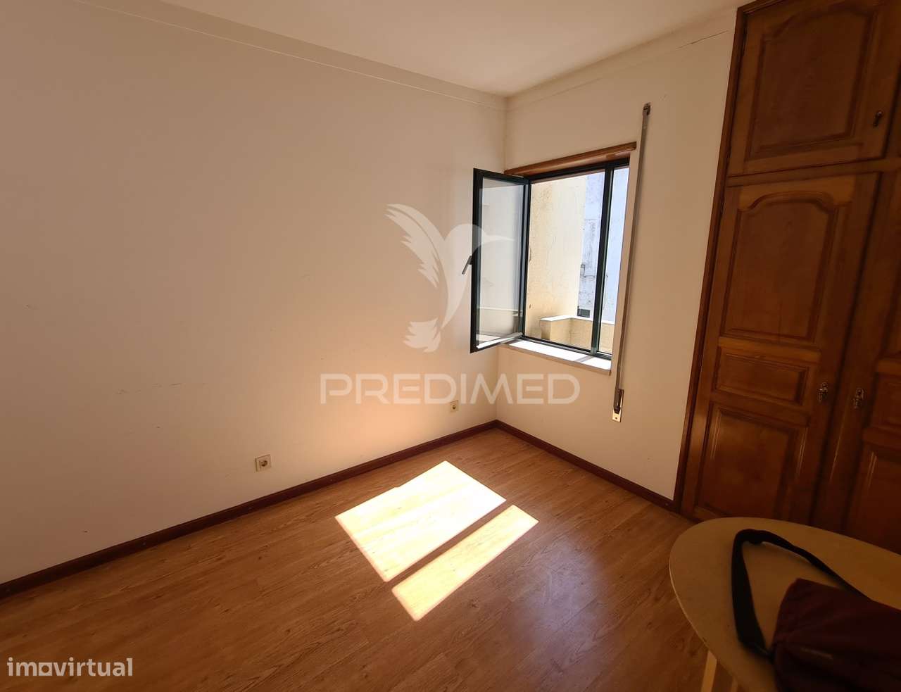 Apartamento T2+1 no centro de Macedo de Cavaleiros - Grande imagem: 2/7