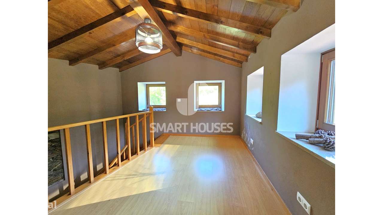 Moradia T3 Caratão c/ terreno junto rio-28