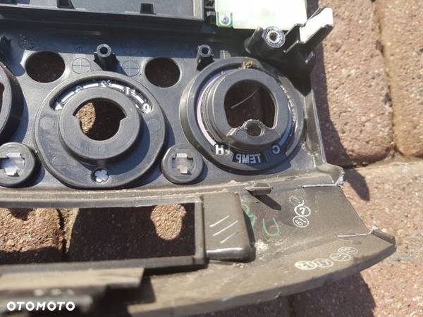 Ford Ranger II 2.5 Radio Ramka Panel - 14