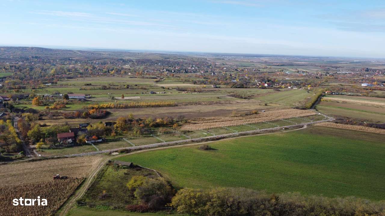 Ultimele 4 parcele disponibile-Teren intravilan-Vedere catre oras - Imagine principală: 4/8