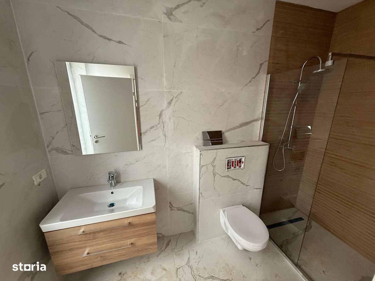 Comision 0! Duplex pe Parter, 3 camere, 2 bai, 85mpU, 382mpT, Giarmata-5