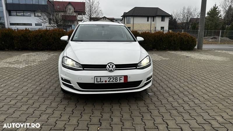 Volkswagen Golf - 11