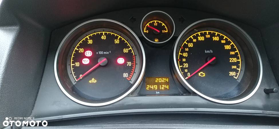 Opel Astra III GTC 1.6 Enjoy - 13