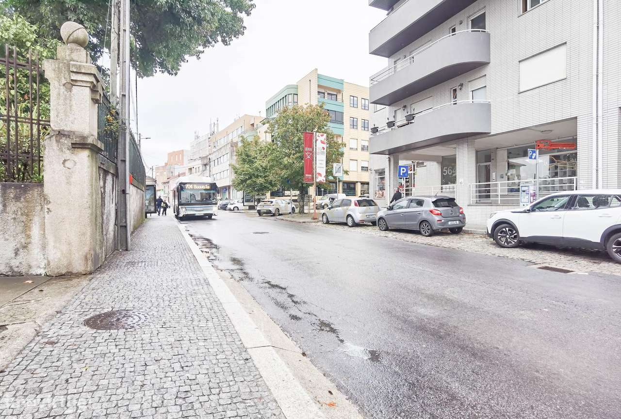 Loja de Referência para Trespasse na Areosa-Rio Tinto - Grande imagem: 5/13