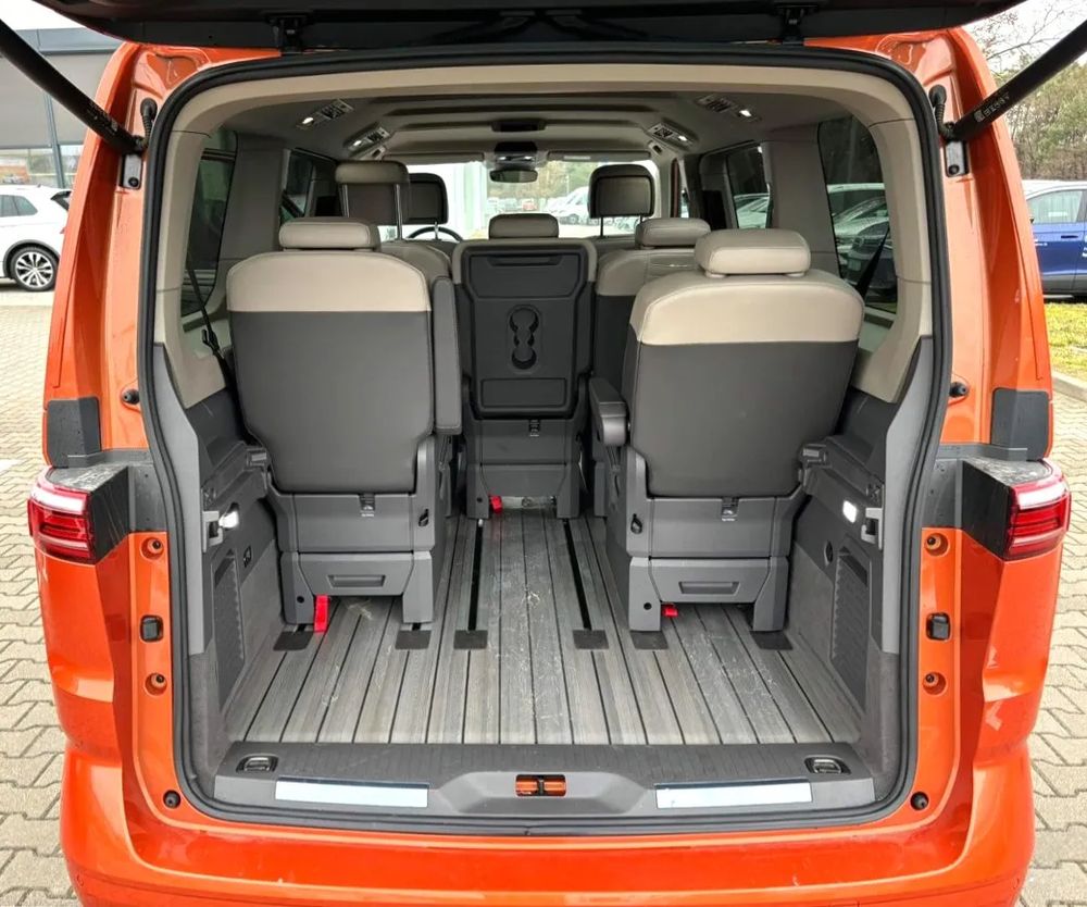 Volkswagen Nowy Multivan Style / eHybrid / DSG / Demo