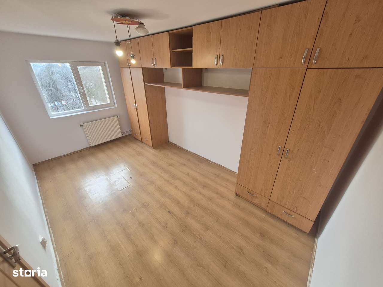 2 Cam-Lipovei-3 Min Iulius Town-55MP-Balcon-Mobilat-Utilat-82.000 Euro-5