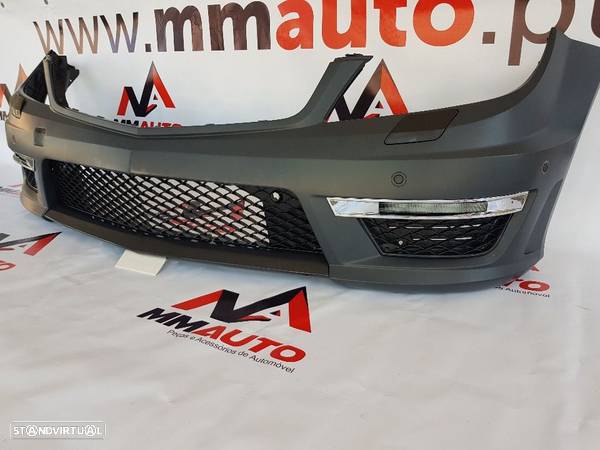 Parachoques Frontal Mercedes W204 C63 AMG - 3