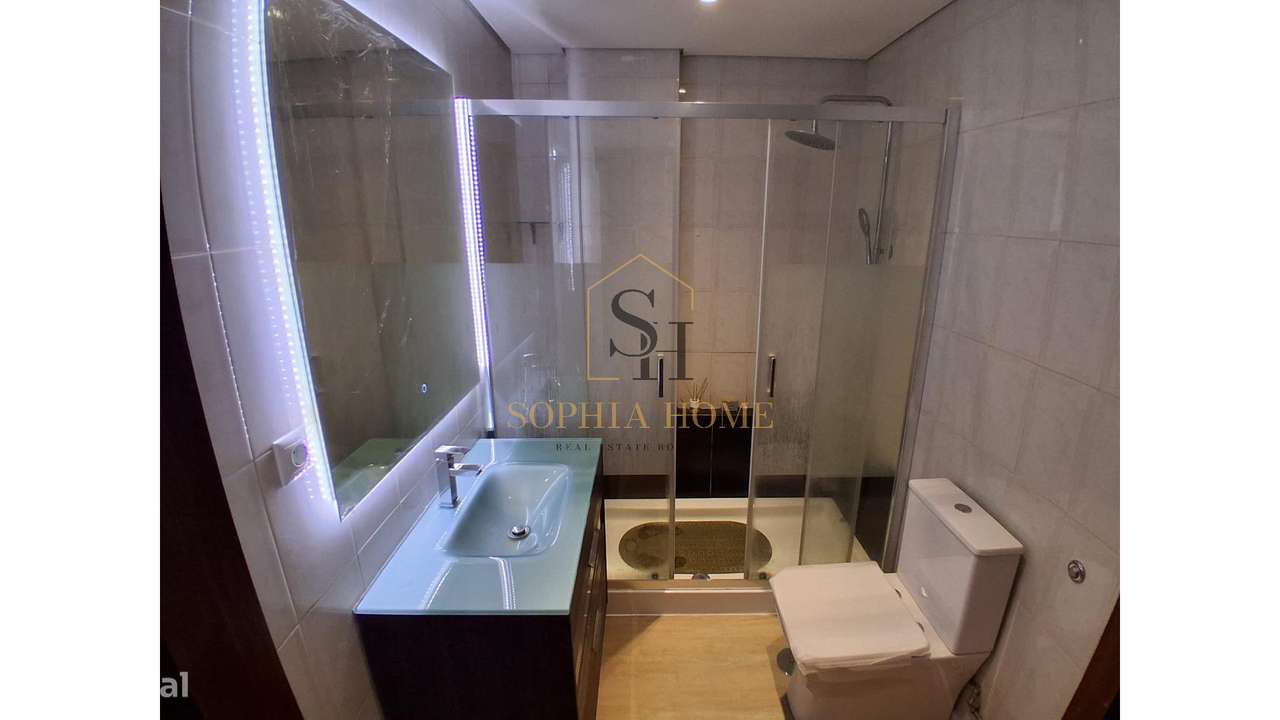 T2 Renovado em Baguim do Monte-12