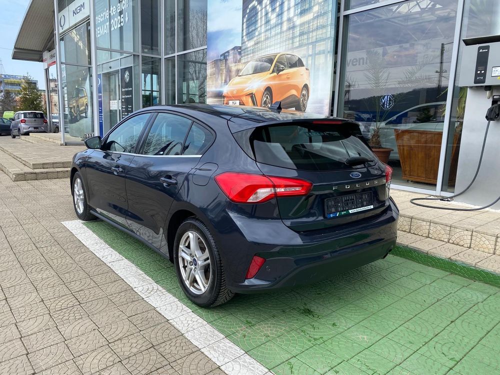 Ford Focus - foto 6